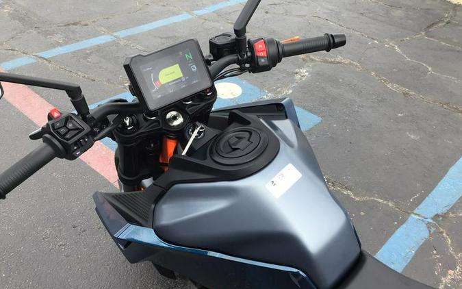 2025 KTM 390 Duke