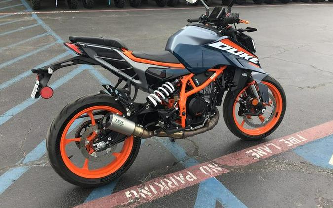 2025 KTM 390 Duke