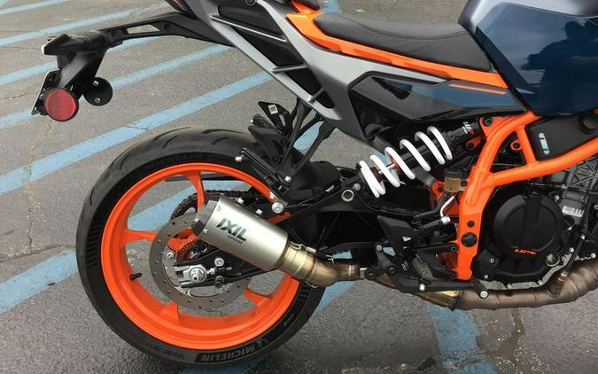2025 KTM 390 Duke