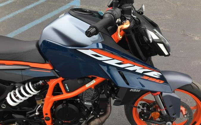 2025 KTM 390 Duke