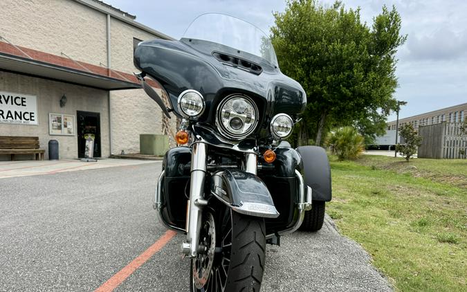 2025 Harley-Davidson Tri Glide Ultra FLHTCUTG