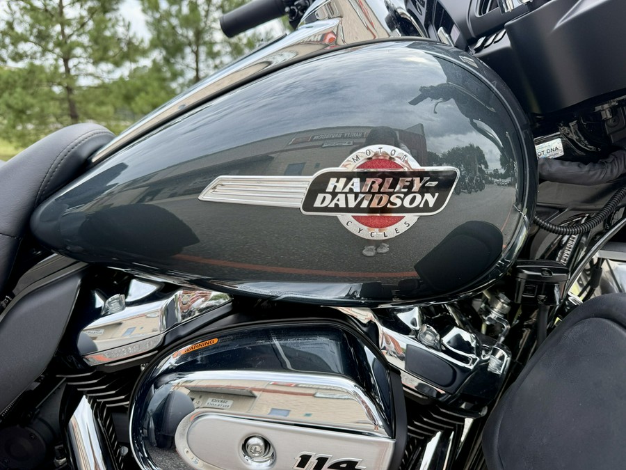 2025 Harley-Davidson Tri Glide Ultra FLHTCUTG