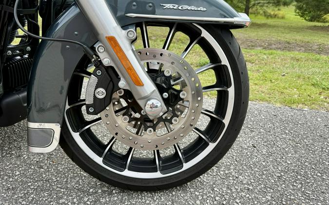 2025 Harley-Davidson Tri Glide Ultra FLHTCUTG