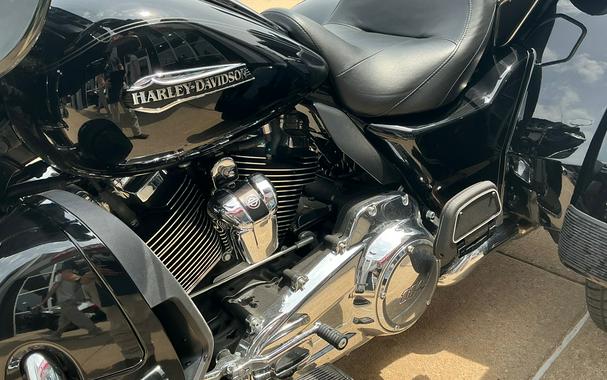 2019 Harley-Davidson® TRI GLIDE ULTRA CLASSIC