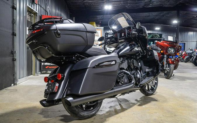 2024 Indian Motorcycle® Roadmaster® Dark Horse® w/Powerband Audio Package Black Smoke