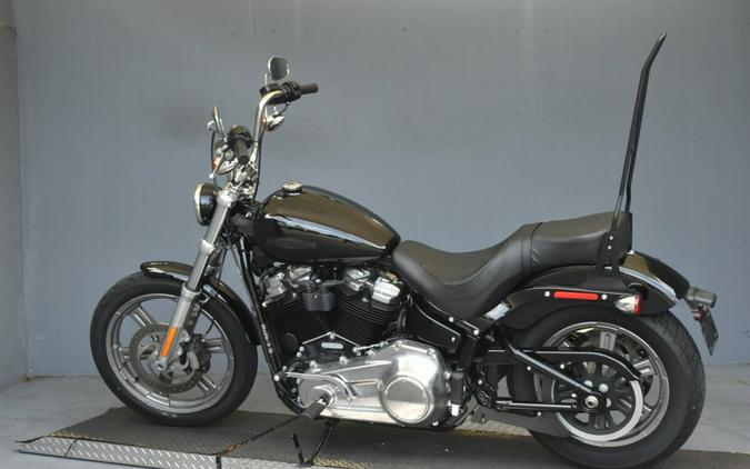 2022 Harley-Davidson Softail Standard