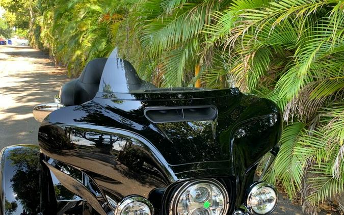 New 2024 Harley-Davidson Tri Glide Ultra FLHTCUTG Trike For Sale In Miami, Florida