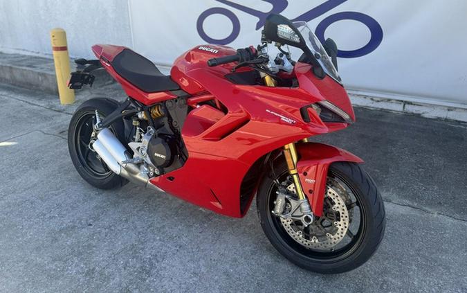 2024 Ducati Supersport 950 S Red