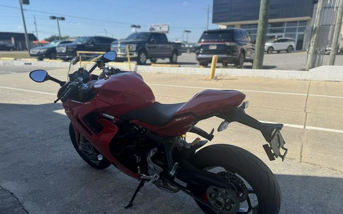 2024 Ducati Supersport 950 S Red