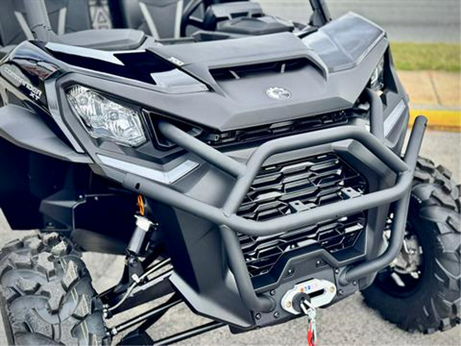 2026 Can-Am Commander XT 700