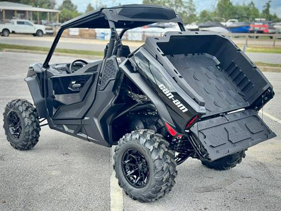 2026 Can-Am Commander XT 700