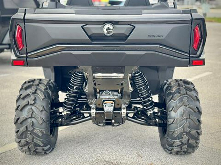 2026 Can-Am Commander XT 700