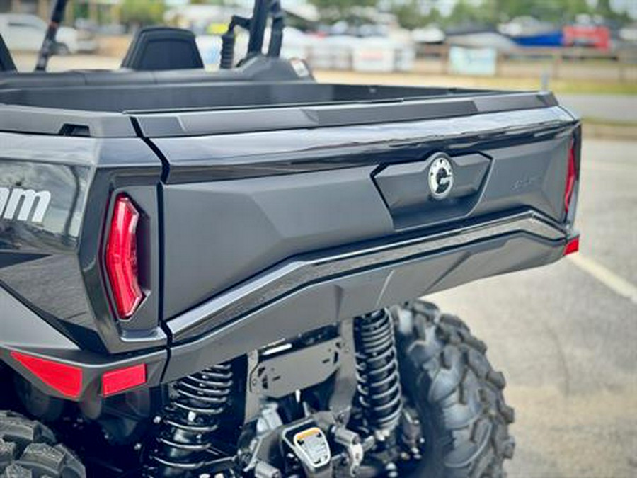 2026 Can-Am Commander XT 700