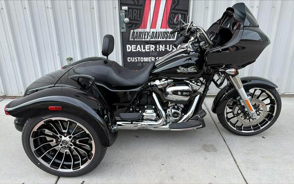 2025 Harley-Davidson® FLTRT - Road Glide® 3