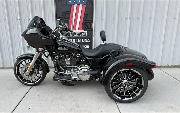 2025 Harley-Davidson® FLTRT - Road Glide® 3