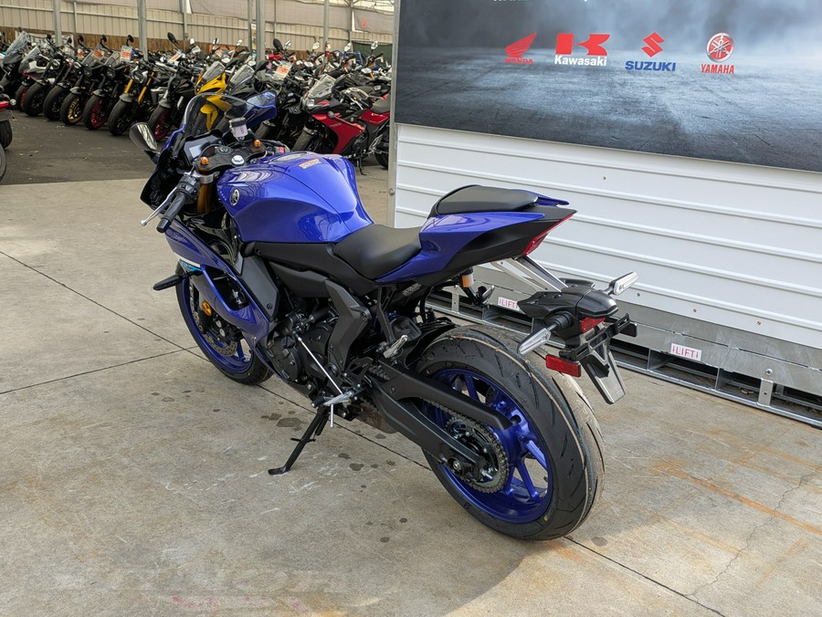 2025 Yamaha YZF-R7