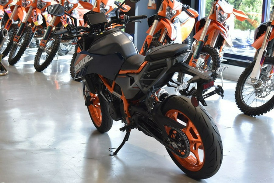 2024 KTM Duke 390