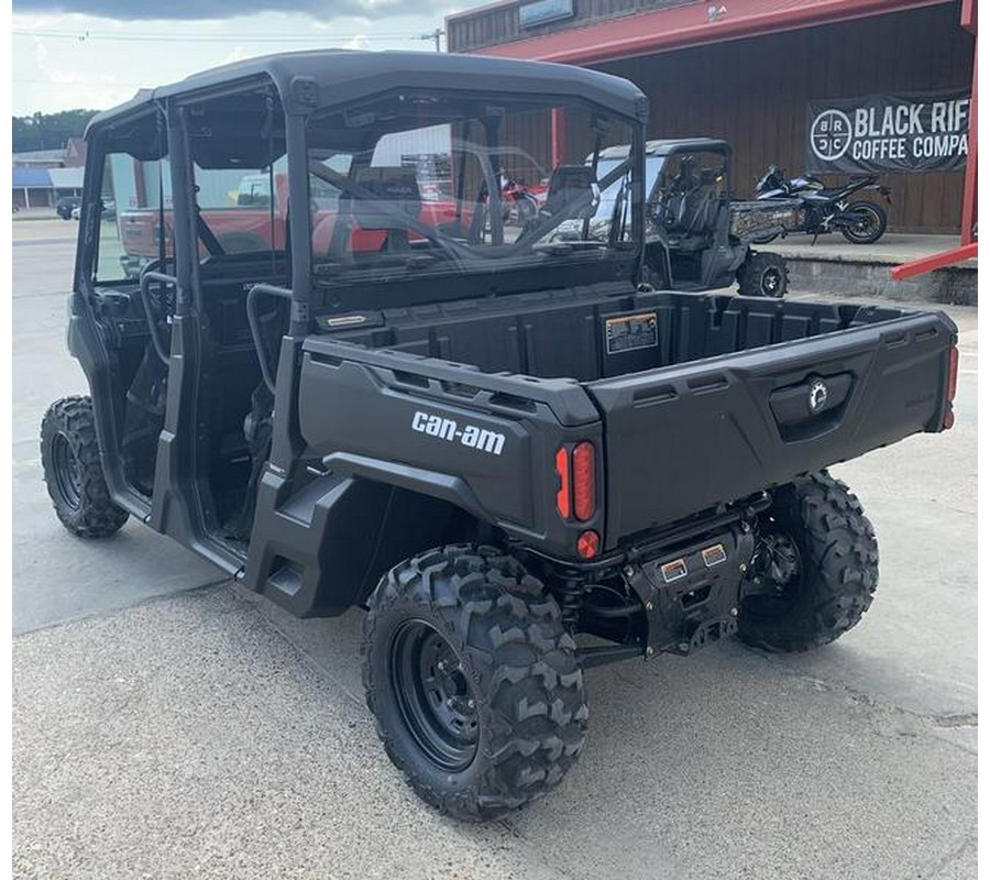 2024 Can-Am® Defender MAX HD7