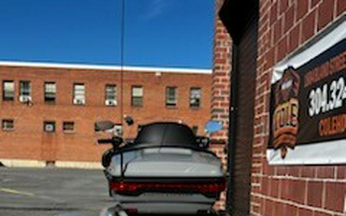 2024 Harley-Davidson® FLHTCUTG Tri Glide™ Ultra
