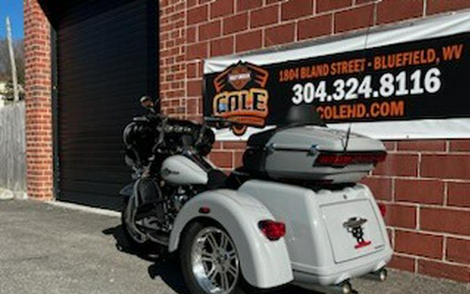 2024 Harley-Davidson® FLHTCUTG Tri Glide™ Ultra