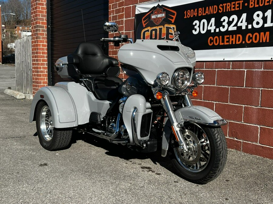 2024 Harley-Davidson® FLHTCUTG Tri Glide™ Ultra