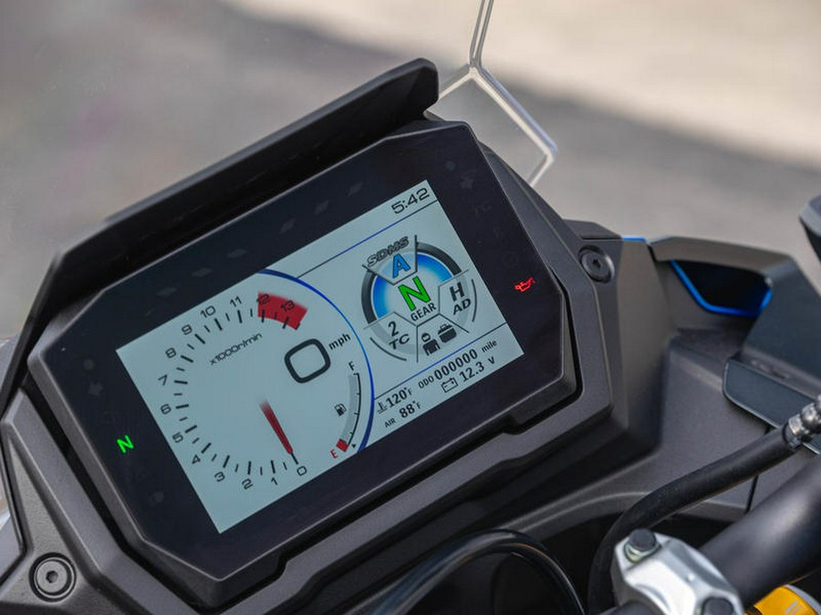 2025 Suzuki GSX-S1000GX+