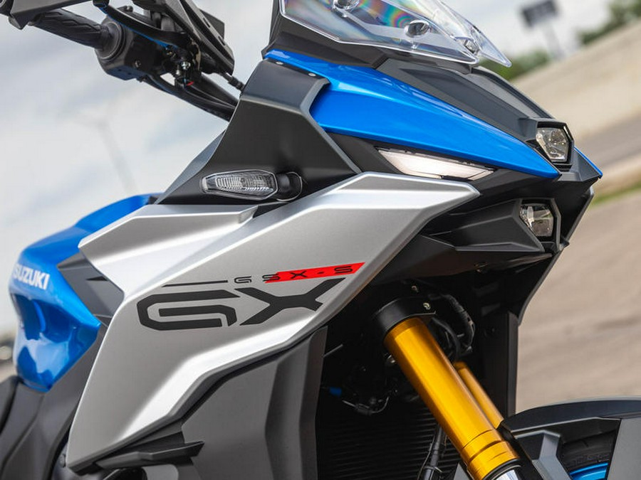 2025 Suzuki GSX-S1000GX+