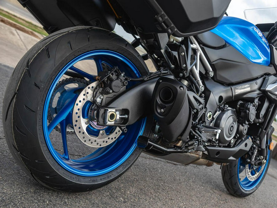 2025 Suzuki GSX-S1000GX+