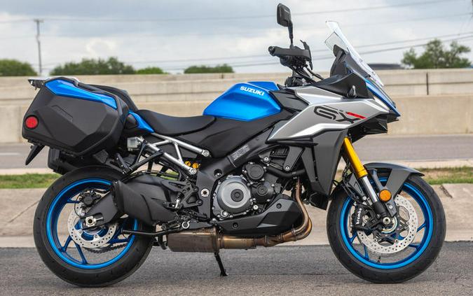 2025 Suzuki GSX-S1000GX+