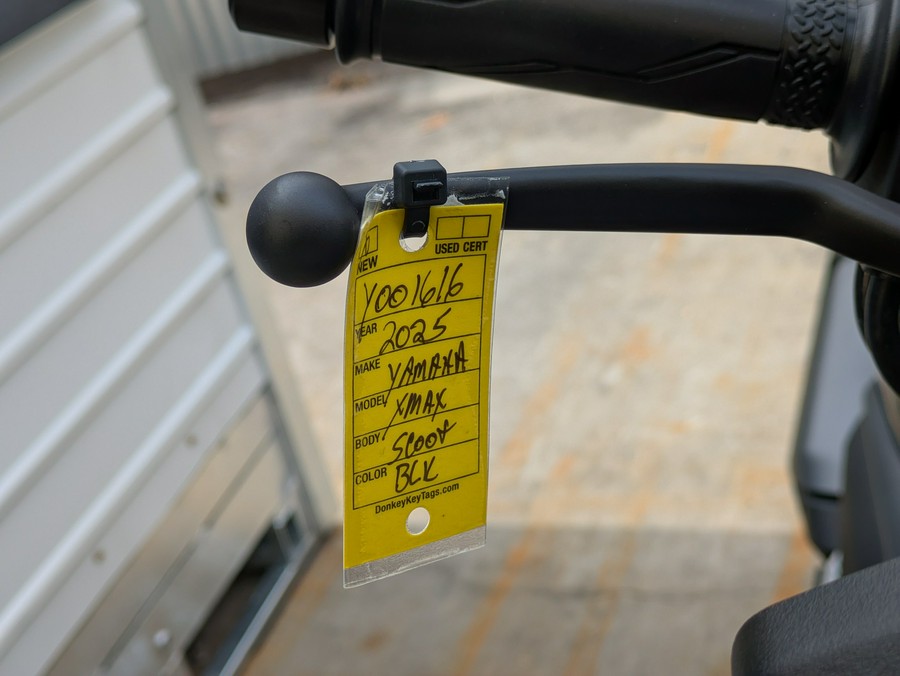 2025 Yamaha XMAX