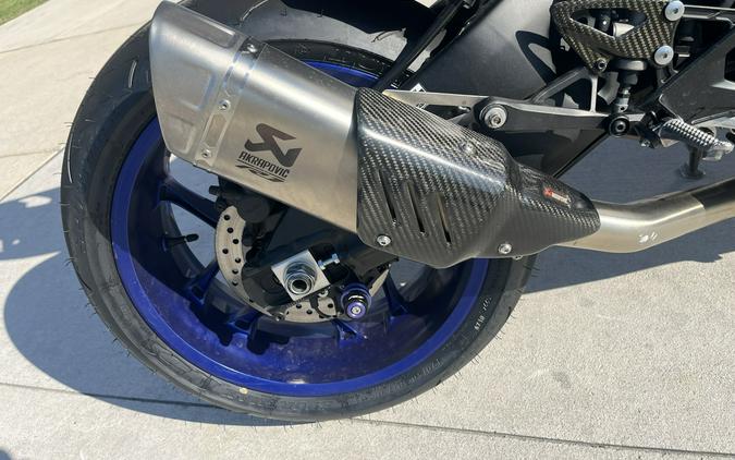 2024 YAMAHA YZF-R1 - A004753