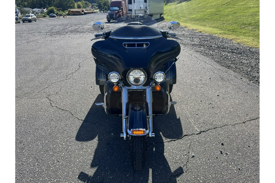 2016 Harley-Davidson® TRI-GLIDE