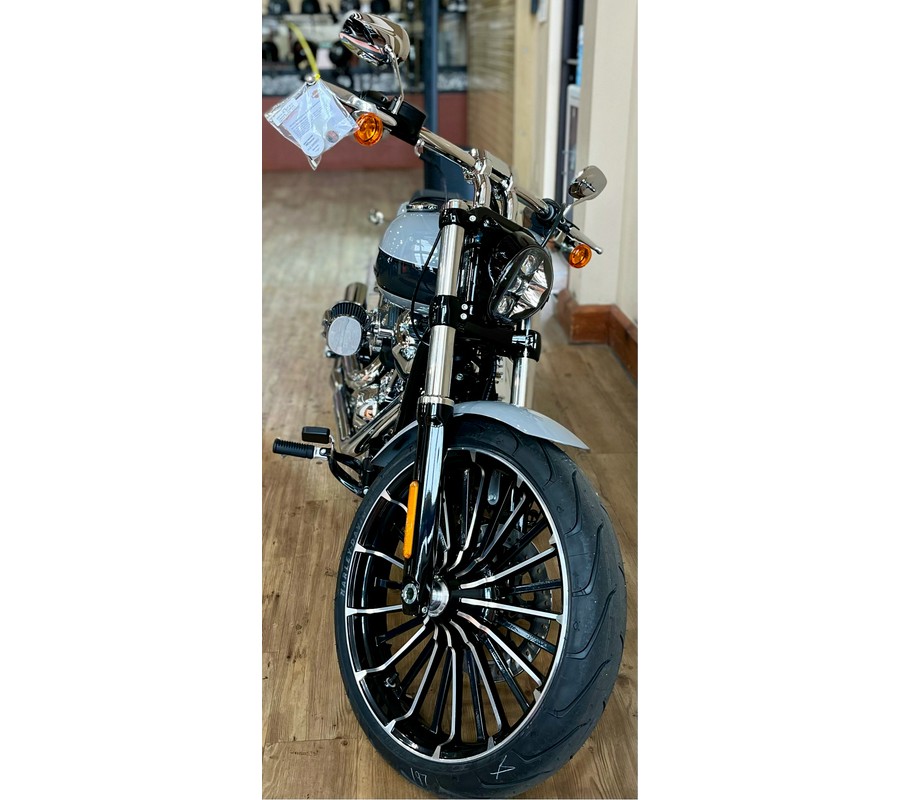 2024 Harley-Davidson Breakout®