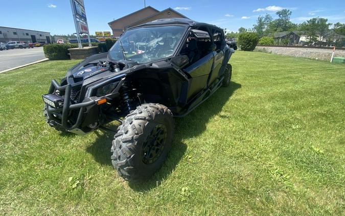 2017 Can-Am® MAVERICK X3 MAX XDS R