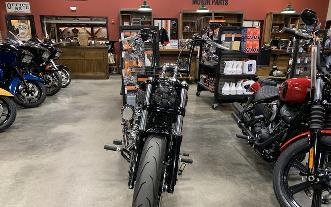 Harley-Davidson Breakout 2023 FXBR Vivid Black