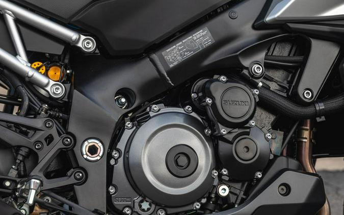 2025 Suzuki GSX-S1000GX+