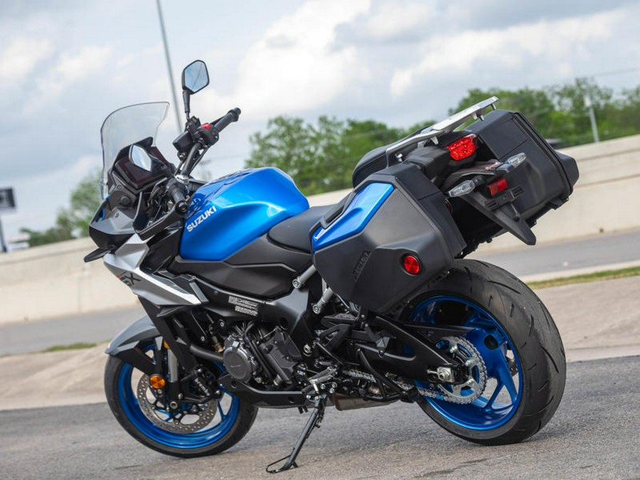 2025 Suzuki GSX-S1000GX+