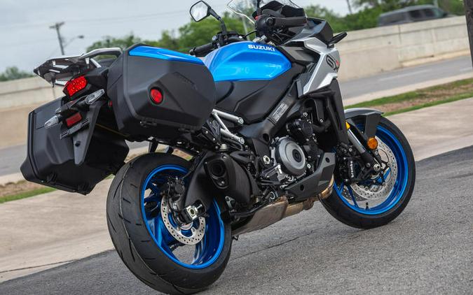 2025 Suzuki GSX-S1000GX+