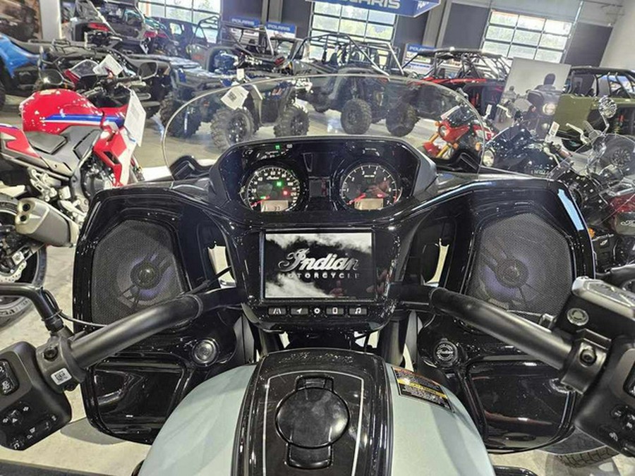 2025 Indian Challenger Dark Horse 112 W/Powerband Audio Frost Silver Smoke
