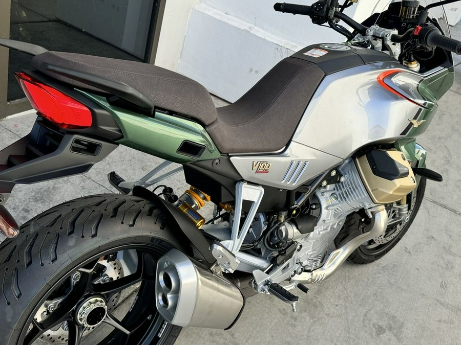 2024 Moto Guzzi V100 Mandello S