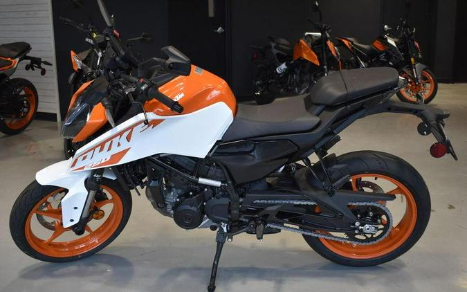 2024 KTM 250 Duke