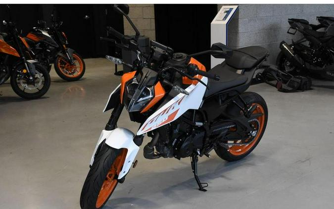 2024 KTM 250 Duke