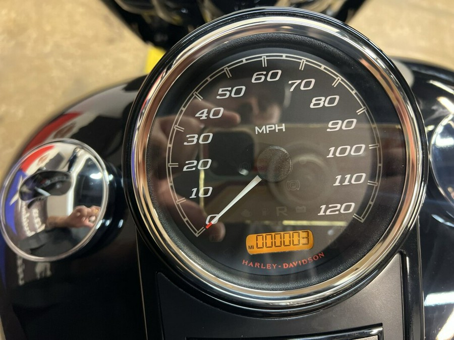 2025 Harley-Davidson Road King Special