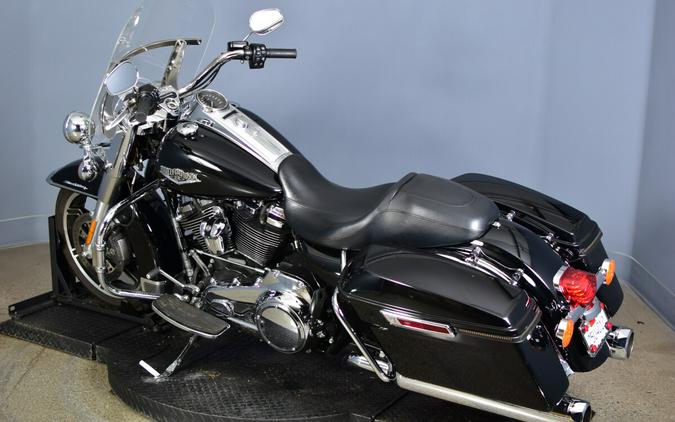 2022 Harley-Davidson Road King Vivid Black