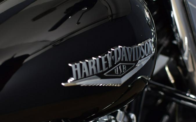 2022 Harley-Davidson Road King Vivid Black
