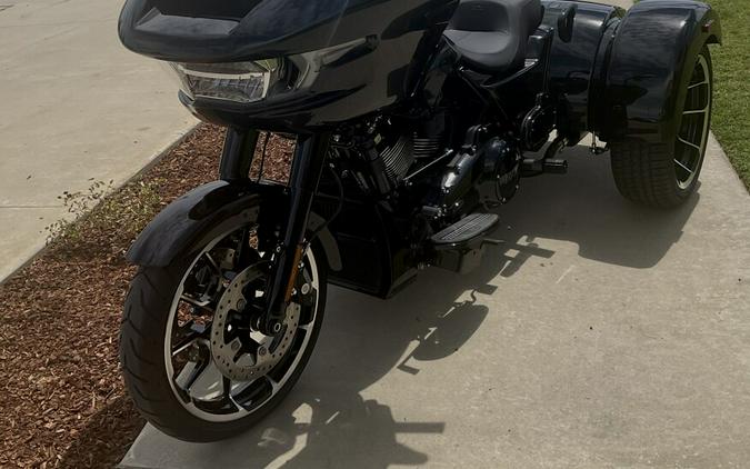 FLTRT 2026 Road Glide 3