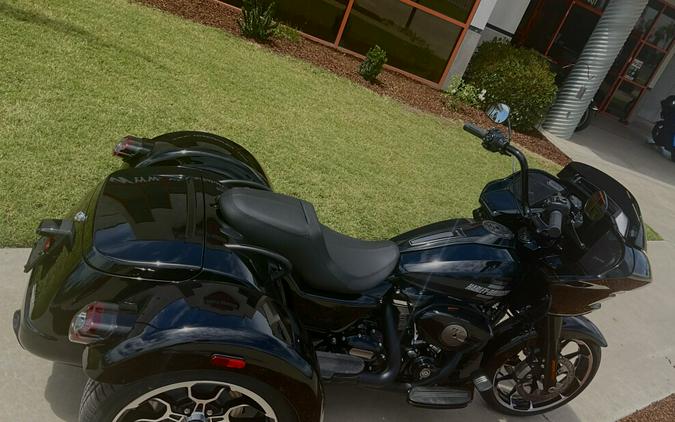 FLTRT 2026 Road Glide 3