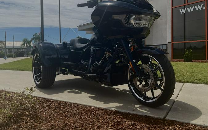 FLTRT 2026 Road Glide 3