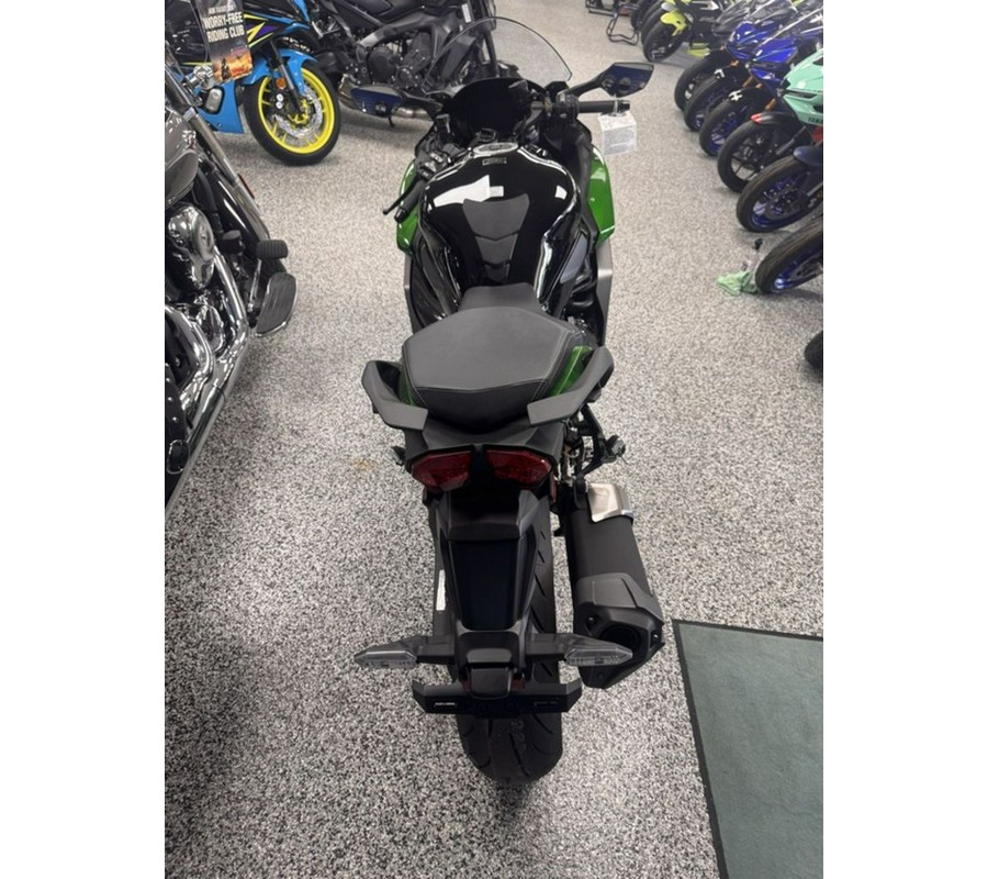 2025 Kawasaki NINJA H2® SX SE ABS
