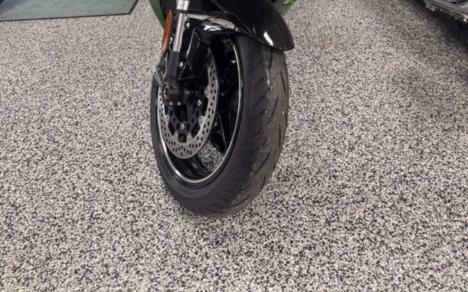 2026 Kawasaki Ninja H2® SX SE ABS